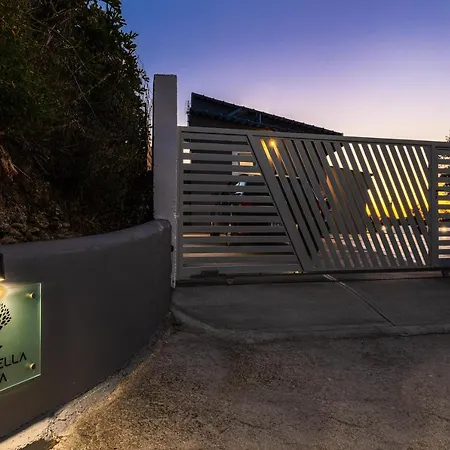 Gramvella Resort Adelianos Kampos Exterior photo